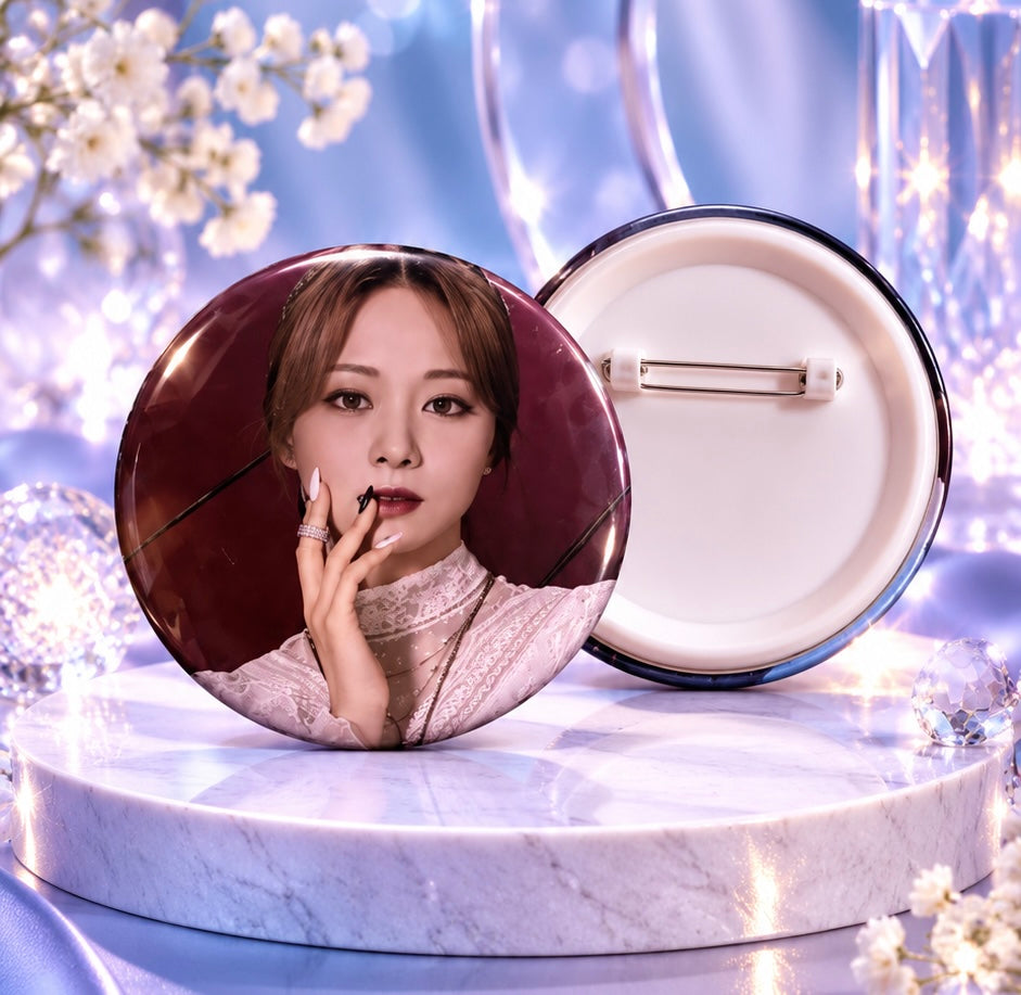 Twice بروشات فرقة