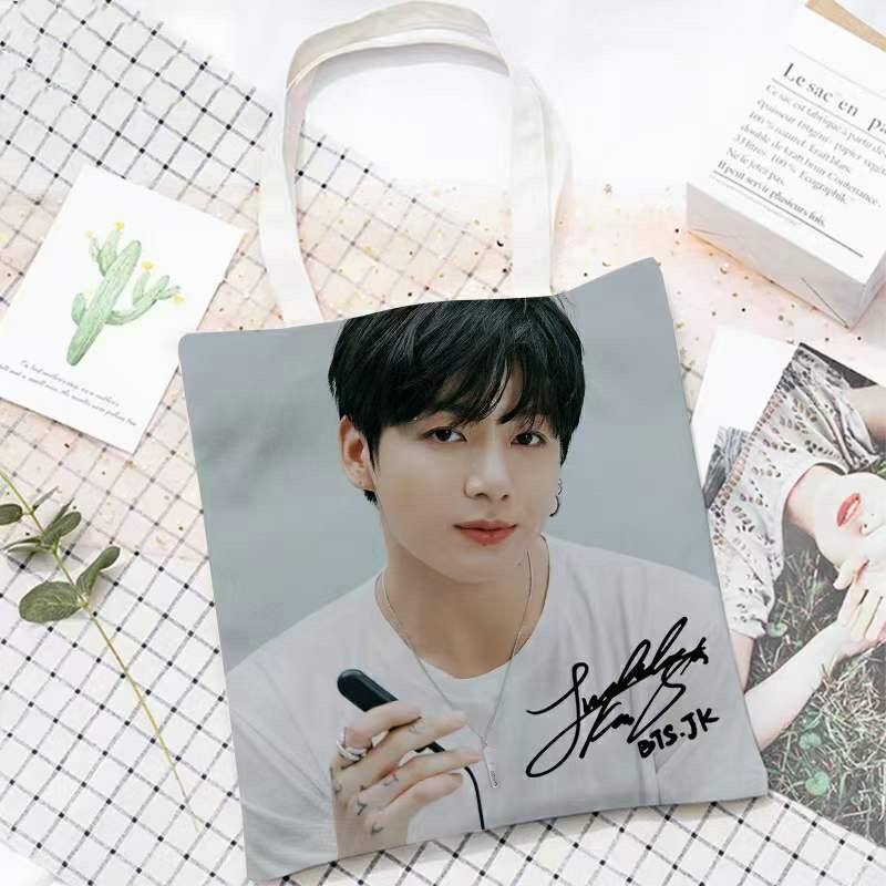 BTS توت باك فرقة و اعضاء