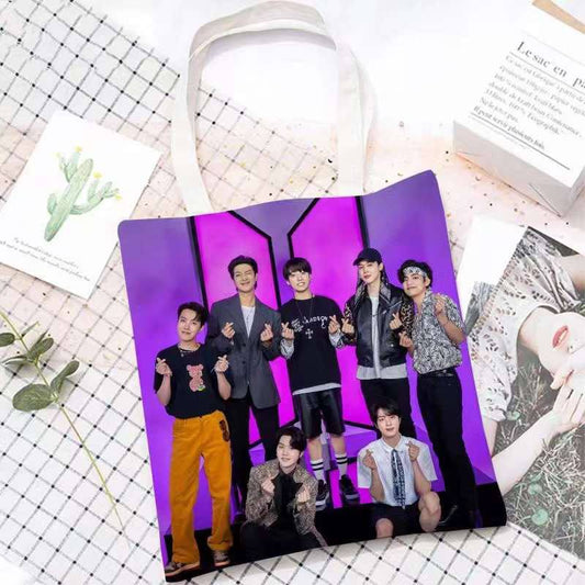 BTS توت باك فرقة و اعضاء